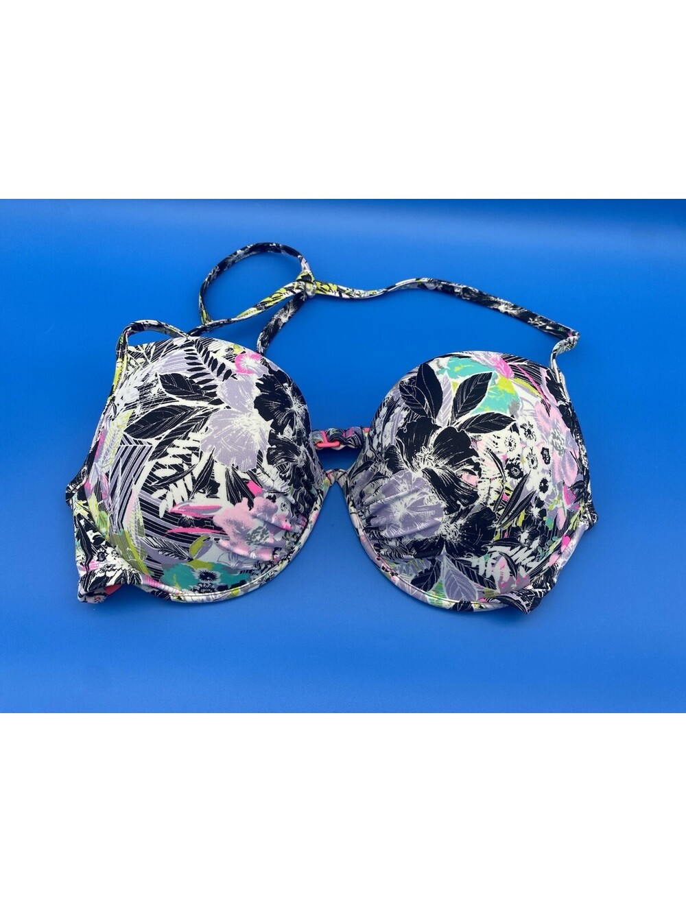Victoria's Secret Women's Size 36D Tropic Floral Pattern Underwired Swimsuit Top